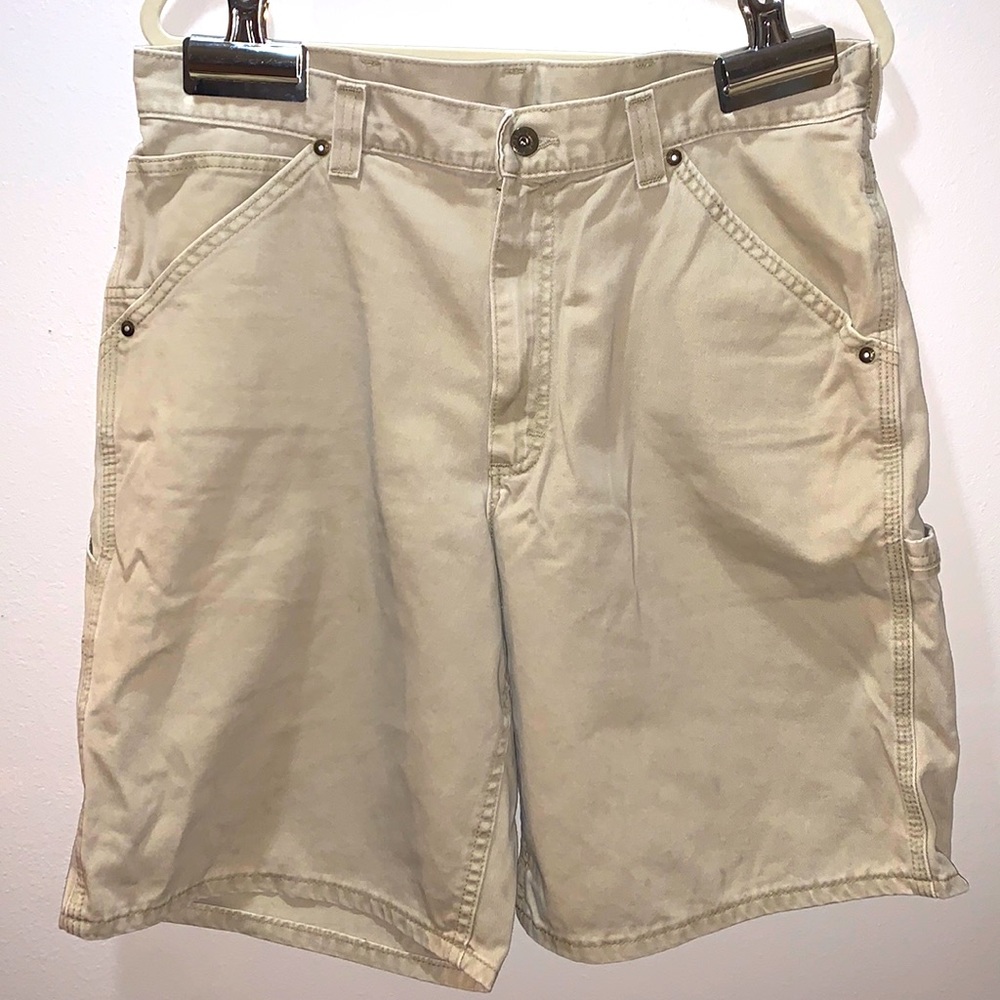Vintage Lee Dungaree men’s shorts size 36 R. Great condition